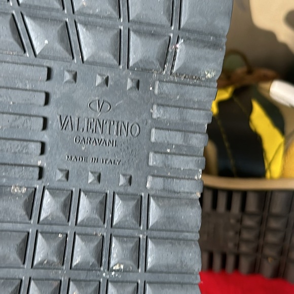 Valentino Mens Rockrunner in Yellow Camo! Size 42(9). In Great Condition! - Picture 10 of 12